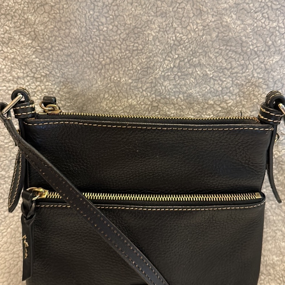 Black on Black Pebble leather Dooney & Bourke Shoulder Bag - Picture 3 of 16